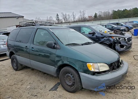 2001 Toyota Sienna Le z USA, uszkodzony, nr VIN 4T3ZF13C01U326976